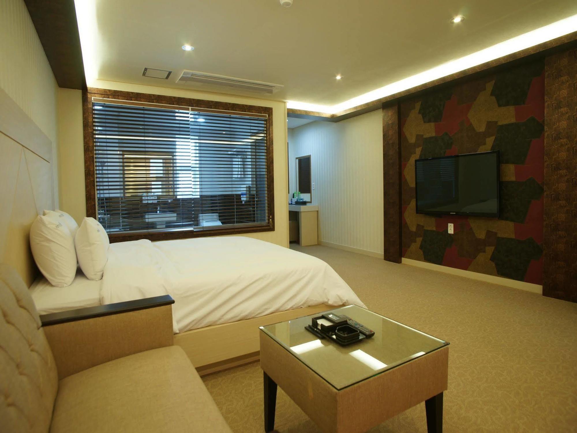 Hotel W Shinjeju Extérieur photo